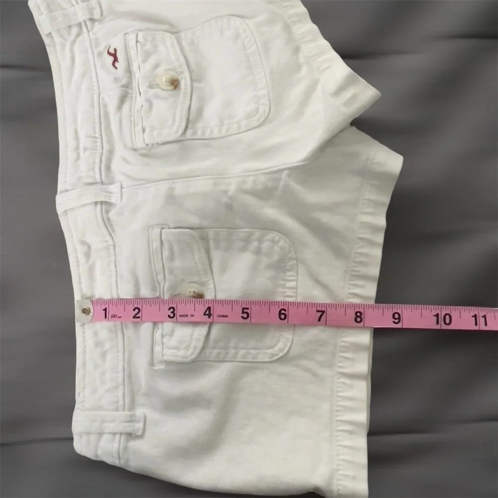 Hollister Women's Low Rise White Jean Shorts - Picture 10 of 12